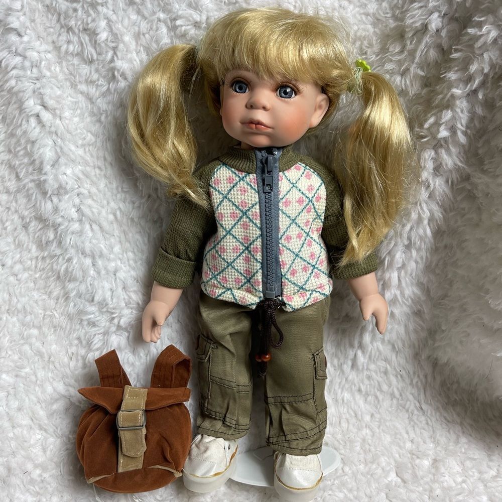 New in Box Duck House Heirloom Porcelain Doll Marlee 16” dress up for ad…